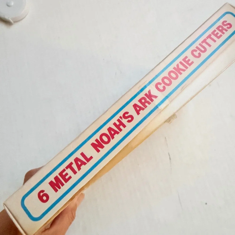 Vintage 1985 Fox Run Craftsmen Noahs Ark Metal Cookie Cutters Set of 6